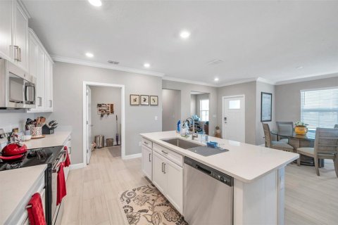 Casa en venta en San Antonio, Florida, 2 dormitorios, 150.97 m2 № 1816293 - foto 24