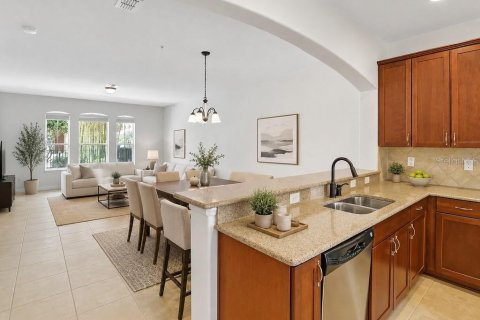 Touwnhouse à louer à Orlando, Floride: 3 chambres, 171.03 m2 № 2284969 - photo 5