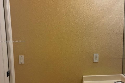 Copropriété à louer à Homestead, Floride: 2 chambres, 84.91 m2 № 1966795 - photo 23