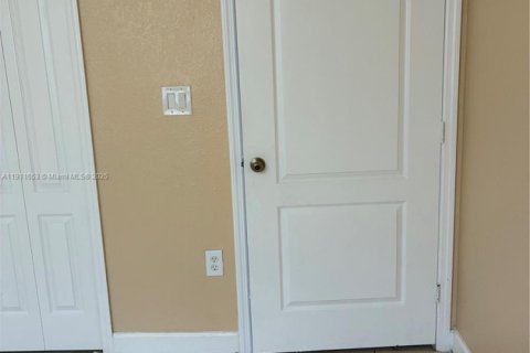 Copropriété à louer à Homestead, Floride: 2 chambres, 84.91 m2 № 1966795 - photo 17