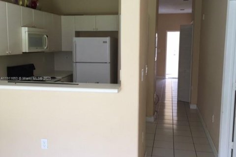 Copropriété à louer à Homestead, Floride: 2 chambres, 84.91 m2 № 1966795 - photo 4