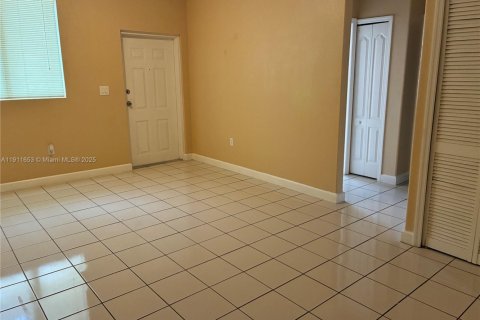 Copropriété à louer à Homestead, Floride: 2 chambres, 84.91 m2 № 1966795 - photo 13