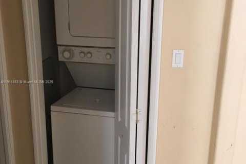 Copropriété à louer à Homestead, Floride: 2 chambres, 84.91 m2 № 1966795 - photo 9