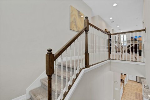 Casa en venta en Kissimmee, Florida, 9 dormitorios, 405.33 m2 № 1631003 - foto 22
