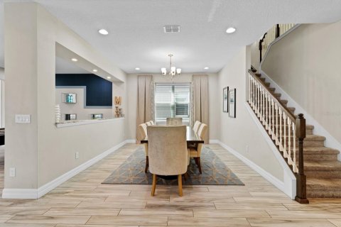 Casa en venta en Kissimmee, Florida, 9 dormitorios, 405.33 m2 № 1631003 - foto 8