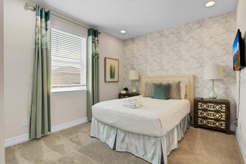 Casa en venta en Kissimmee, Florida, 9 dormitorios, 405.33 m2 № 1631003 - foto 30