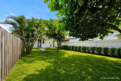 Propiedad comercial en venta en West Palm Beach, Florida, 107.02 m2 № 2168069 - foto 19
