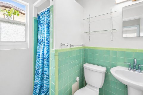 Propiedad comercial en venta en West Palm Beach, Florida, 107.02 m2 № 2168069 - foto 7