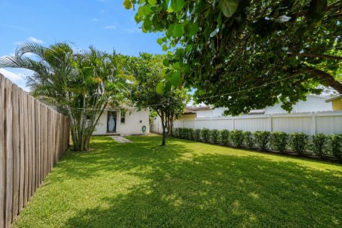 Propiedad comercial en venta en West Palm Beach, Florida, 107.02 m2 № 2168069 - foto 15