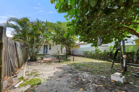 Propiedad comercial en venta en West Palm Beach, Florida, 107.02 m2 № 2168069 - foto 16