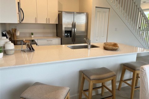 Touwnhouse à louer à Homestead, Floride: 4 chambres, 167.6 m2 № 2001434 - photo 10