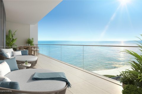 Condo in Pompano Beach, Florida, 2 bedrooms  № 1818408 - photo 1