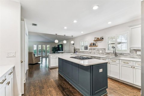 Villa ou maison à louer à Tampa, Floride: 4 chambres, 217.02 m2 № 2115380 - photo 7