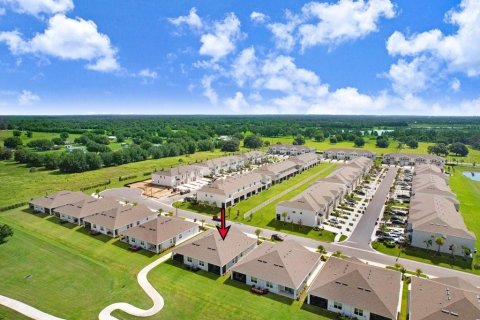 House in Plant City, Florida 3 bedrooms, 140.56 sq.m. № 1886813 - photo 30