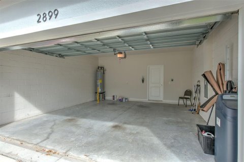 Townhouse in Land O' Lakes, Florida 3 bedrooms, 168.9 sq.m. № 2155987 - photo 11
