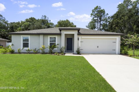 House in Palm Coast, Florida 3 bedrooms, 117.99 sq.m. № 770441 - photo 1