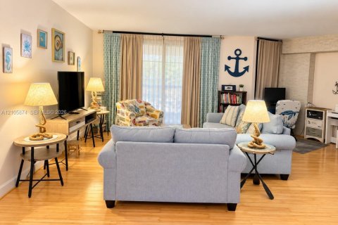 Condo à Aventura, Floride, 1 chambre  № 2414543