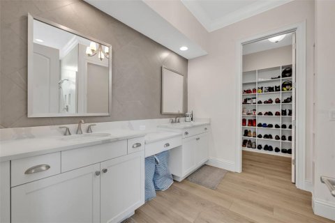 Купить виллу или дом в Апопка, Флорида 9 комнат, 276.2м2, № 1845327 - фото 23