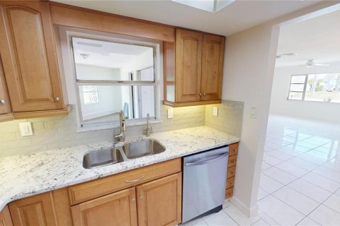 Casa en venta en Punta Gorda, Florida, 3 dormitorios, 152.27 m2 № 1758196 - foto 10