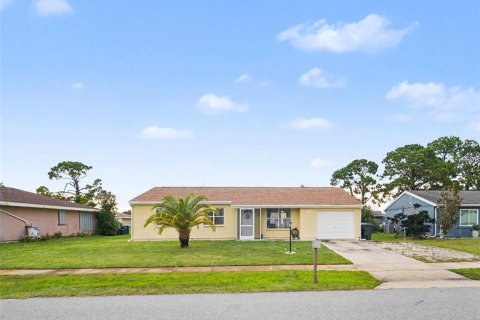 Casa en venta en North Port, Florida, 3 dormitorios, 122.54 m2 № 2207094 - foto 2