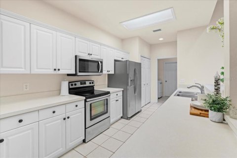 House in Gainesville, Florida 4 bedrooms, 210.61 sq.m. № 2119516 - photo 30