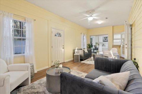 House in Gainesville, Florida 4 bedrooms, 210.61 sq.m. № 2119516 - photo 25
