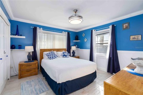 Casa en venta en Bradenton Beach, Florida, 2 dormitorios, 74.88 m2 № 2106026 - foto 11