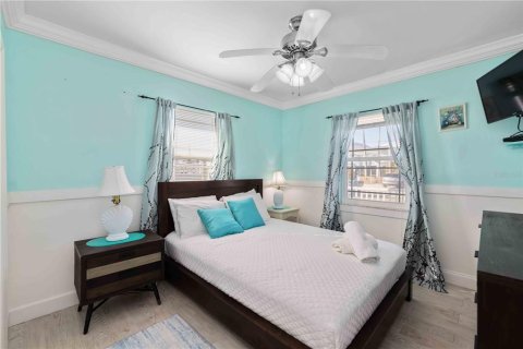 Casa en venta en Bradenton Beach, Florida, 2 dormitorios, 74.88 m2 № 2106026 - foto 13