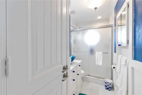 Casa en venta en Bradenton Beach, Florida, 2 dormitorios, 74.88 m2 № 2106026 - foto 9