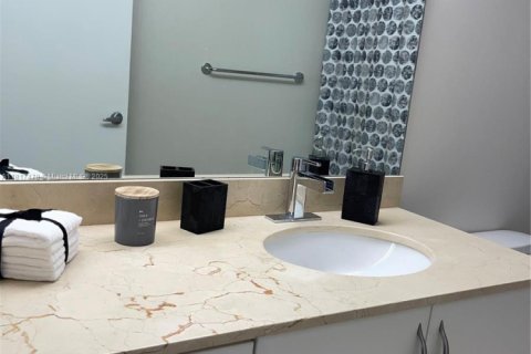 Condominio en venta en Miami, Florida, 2 dormitorios, 97.36 m2 № 1936611 - foto 19