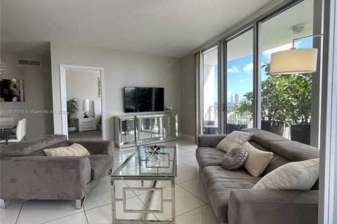 Condominio en venta en Miami, Florida, 2 dormitorios, 97.36 m2 № 1936611 - foto 7