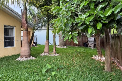 Casa en alquiler en Homestead, Florida, 3 dormitorios, 128.02 m2 № 2016151 - foto 15
