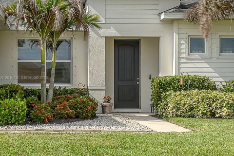 Casa en venta en Port St. Lucie, Florida, 3 dormitorios, 191.47 m2 № 2173372 - foto 3