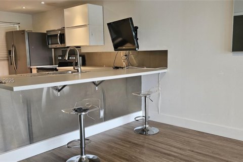 Снять в аренду кондоминиум в Дейви, Флорида 2 спальни, 102.19м2, № 1989356 - фото 5