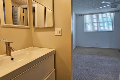 Снять в аренду кондоминиум в Дейви, Флорида 2 спальни, 102.19м2, № 1989356 - фото 25