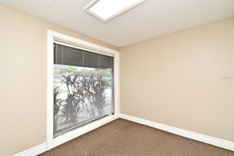 Immobilier commercial à vendre à Altamonte Springs, Floride: 141.21 m2 № 1777875 - photo 10