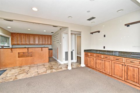 Immobilier commercial à vendre à Altamonte Springs, Floride: 141.21 m2 № 1777875 - photo 8