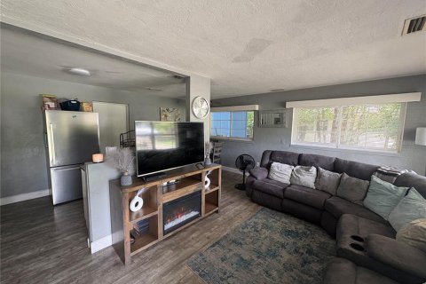 Villa ou maison à vendre à Gainesville, Floride: 3 chambres, 83.89 m2 № 1879747 - photo 4