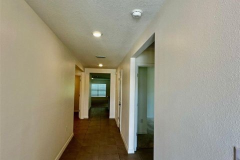 House in Ocala, Florida 4 bedrooms, 169.73 sq.m. № 1828524 - photo 3