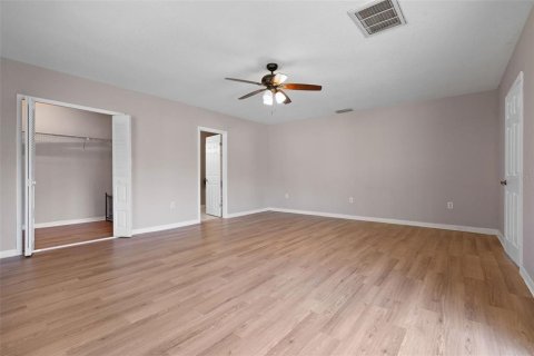 Villa ou maison à louer à Saint Petersburg, Floride: 3 chambres, 146.79 m2 № 1839962 - photo 19