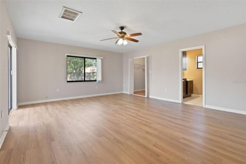 Villa ou maison à louer à Saint Petersburg, Floride: 3 chambres, 146.79 m2 № 1839962 - photo 17