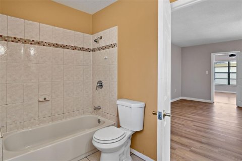 Villa ou maison à louer à Saint Petersburg, Floride: 3 chambres, 146.79 m2 № 1839962 - photo 21
