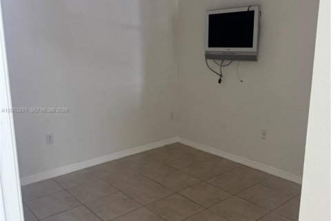 Купить кондоминиум в Майами, Флорида 3 спальни, 117.06м2, № 2066535 - фото 21