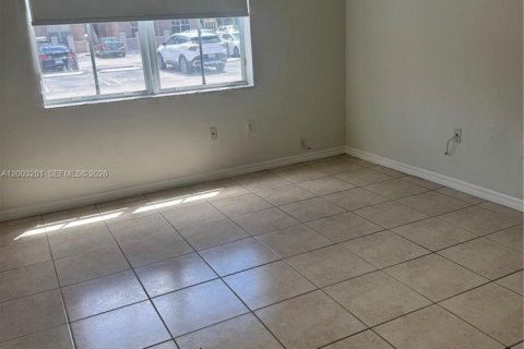 Купить кондоминиум в Майами, Флорида 3 спальни, 117.06м2, № 2066535 - фото 29