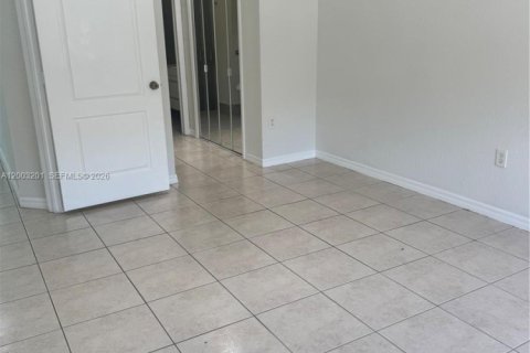 Купить кондоминиум в Майами, Флорида 3 спальни, 117.06м2, № 2066535 - фото 30