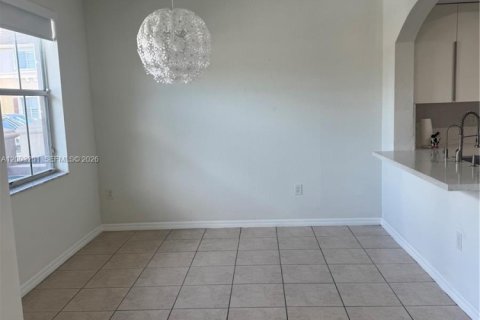 Condo in Miami, Florida, 3 bedrooms  № 2066535 - photo 8