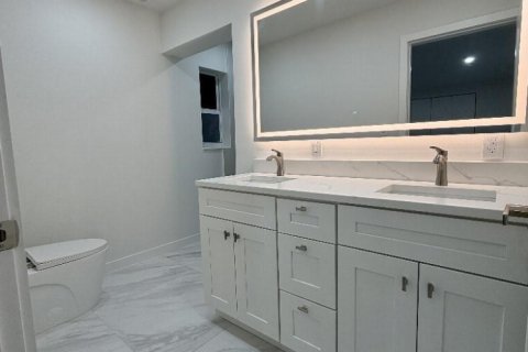 Villa ou maison à vendre à Fort Lauderdale, Floride: 3 chambres, 110.93 m2 № 2084312 - photo 12