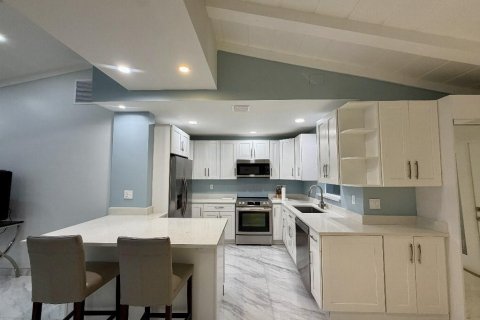Villa ou maison à vendre à Fort Lauderdale, Floride: 3 chambres, 110.93 m2 № 2084312 - photo 6