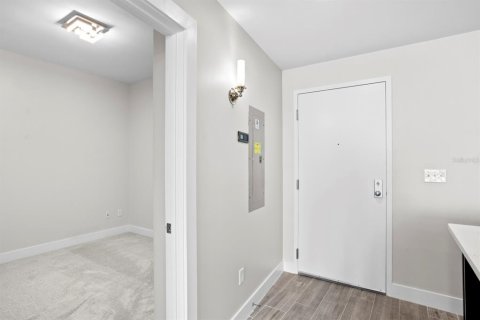 Condo in Tampa, Florida, 2 bedrooms  № 1560772 - photo 20