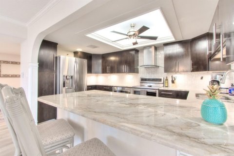 Condominio en venta en Clearwater, Florida, 2 dormitorios, 150.41 m2 № 2239746 - foto 5